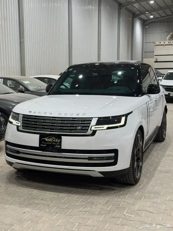 رنج روفر 2024 الناغي 8 سلندر - عداد 25 الف كيلو فقط 0