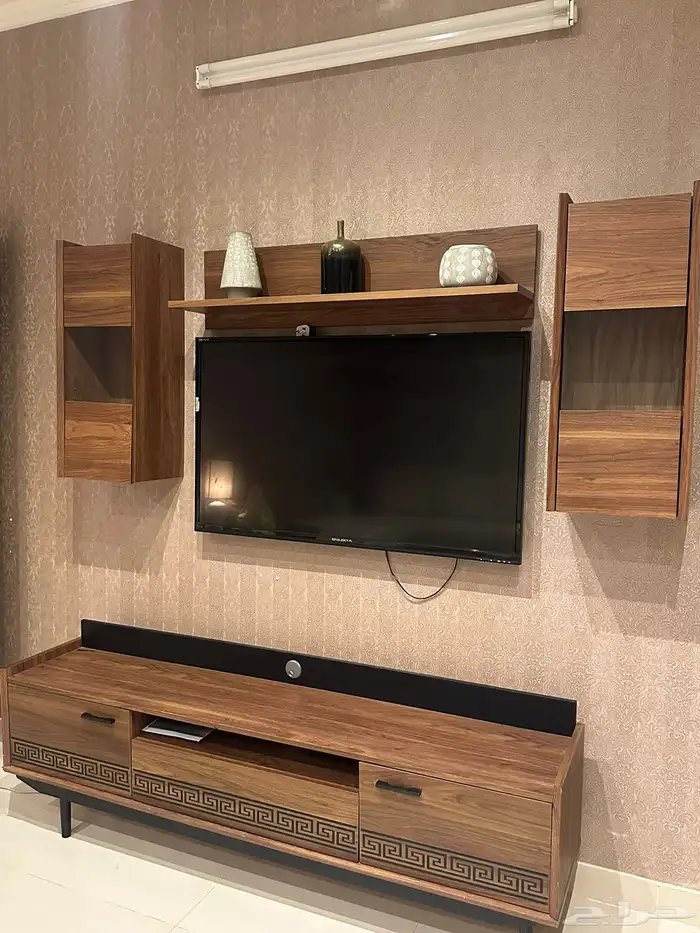 مكتبة للتلفزيون نظيفة 2