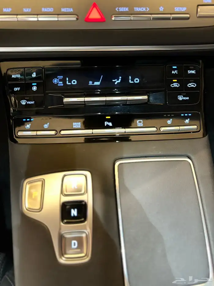 ازيرا 2021 ( بنزين ) فل كامل بحالة الوكالة 14