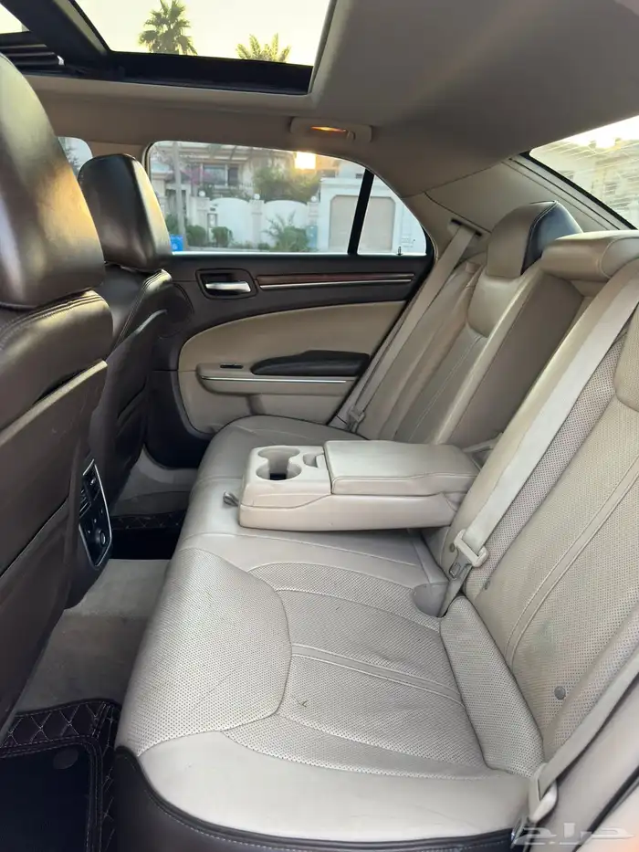 كرايزلر اكزكتف 8V2014 7