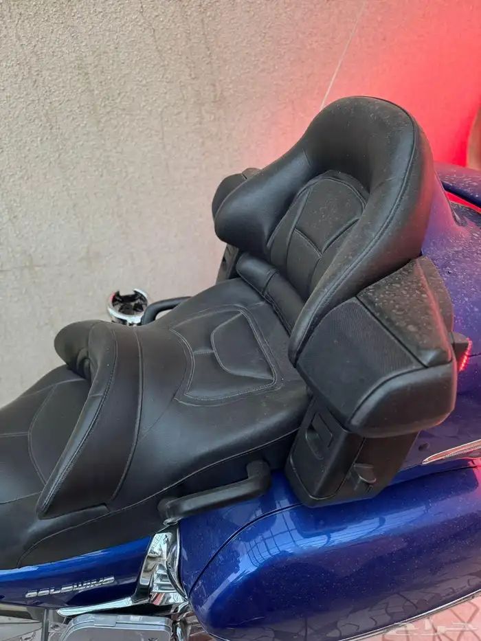 قولد وينق 2002 ماشي 82 الف مايل نظيف ع الشرط 5