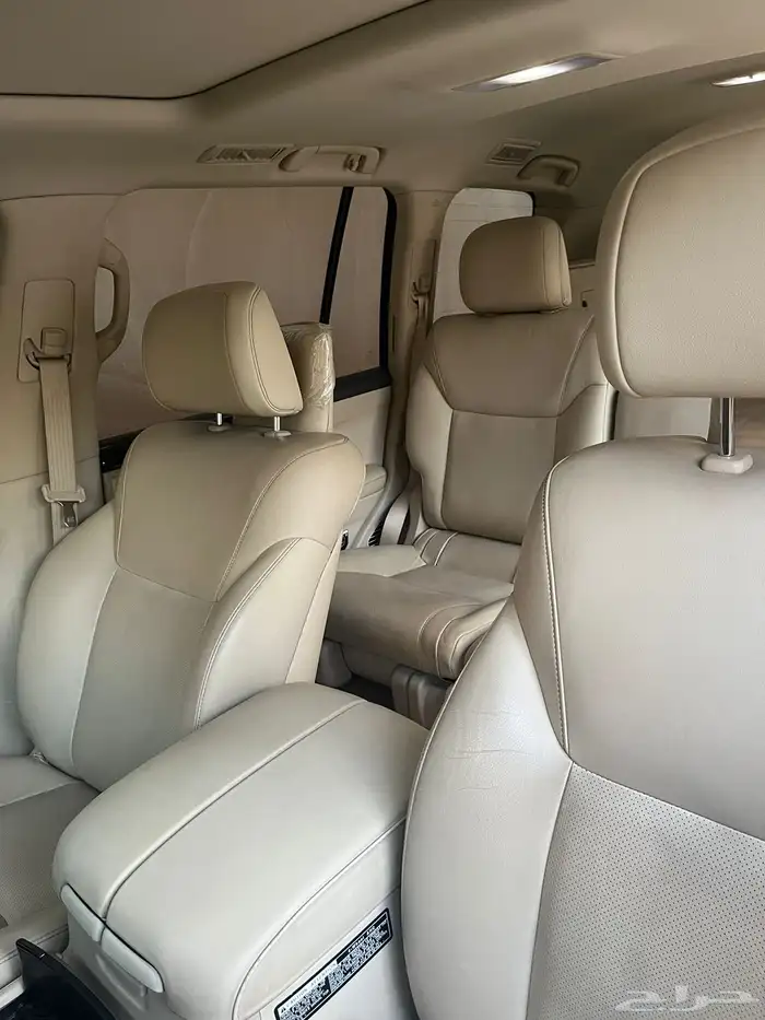 لكزس LX 570 DD 2015 مع لوحة مميزة 9