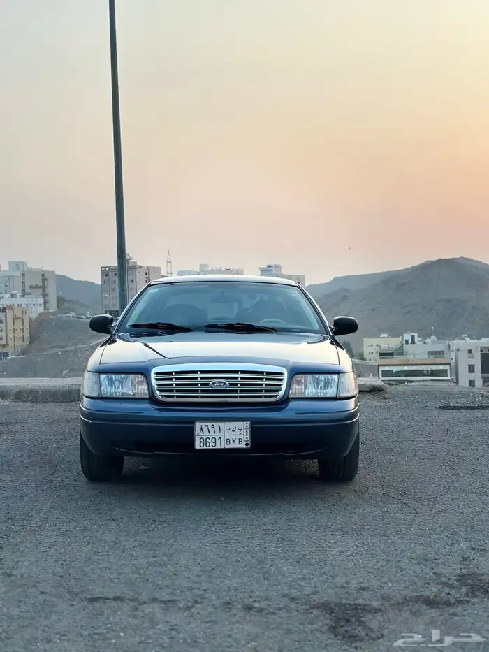 فورد كراون فكتوريا 2011 قمة النظافة 0