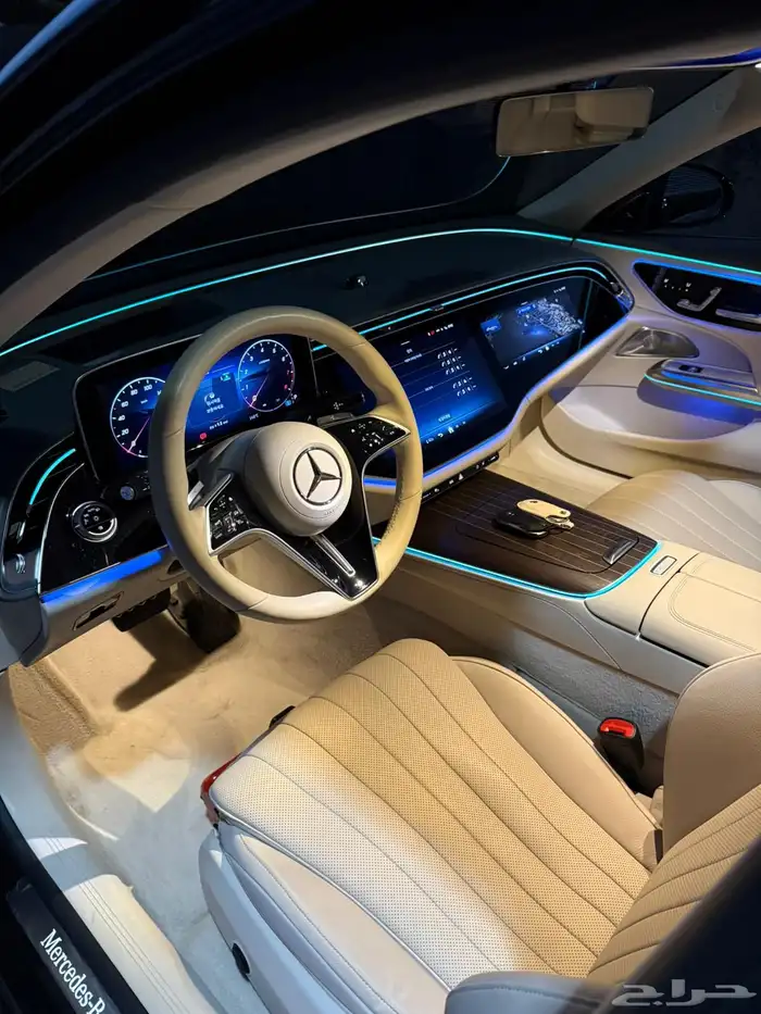 مرسيدس E300 22