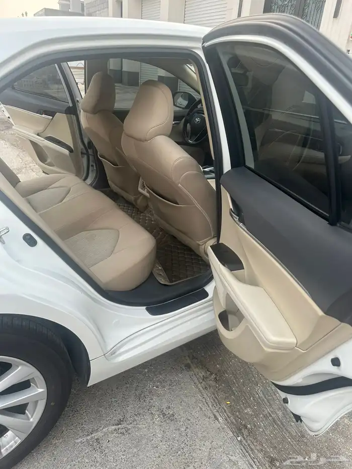 كامري 2023 GLE ابيض لؤلؤي نضيف وشرط 11