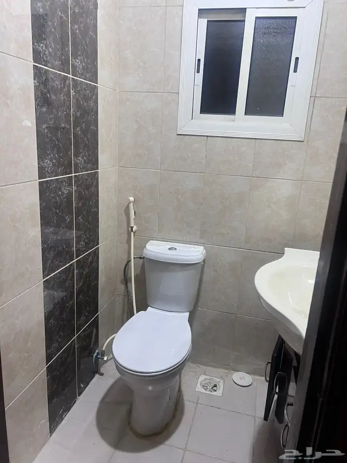 شقة للإيجار حي المروه 1