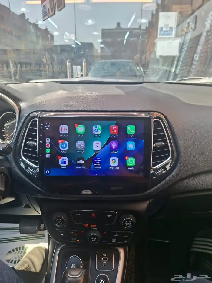 شاشة جيب كومباس 2017 5