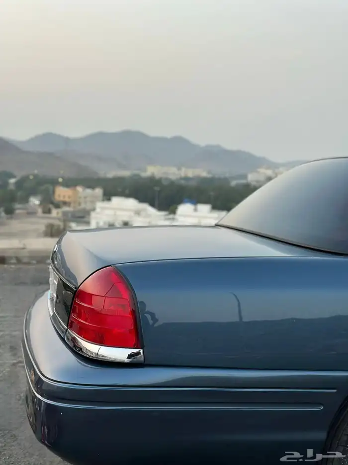 فورد كراون فكتوريا 2011 قمة النظافة 10