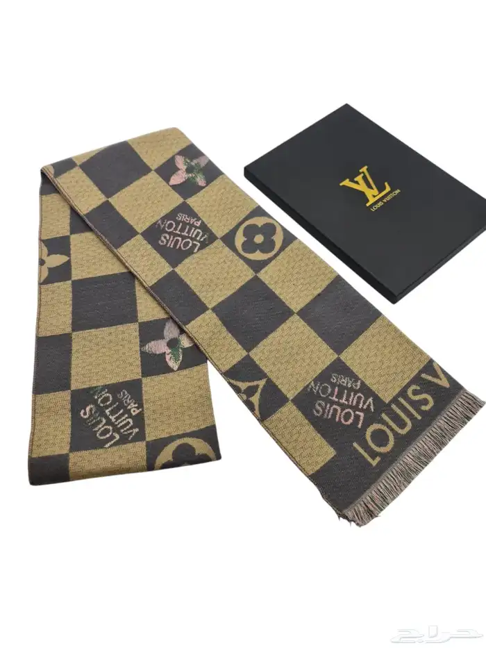 شنط درجه أولى وسكارف رجالي تنفع هداياأهدومن تحبون السعر170 12