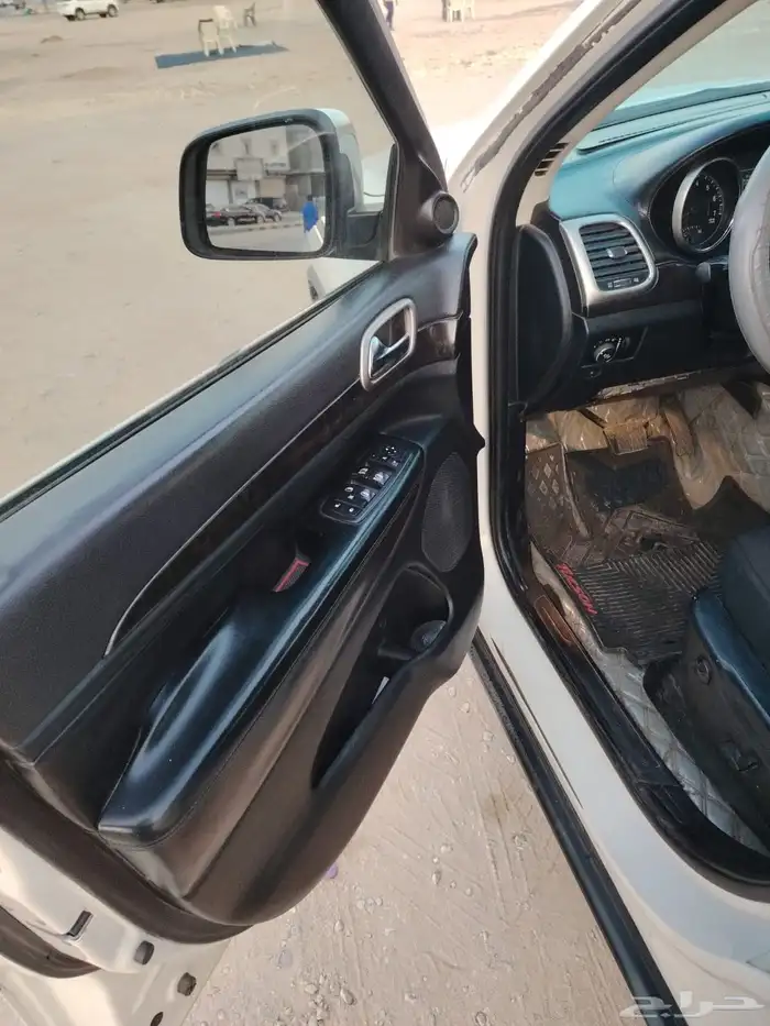 جيب جراند شروكي 2011 16