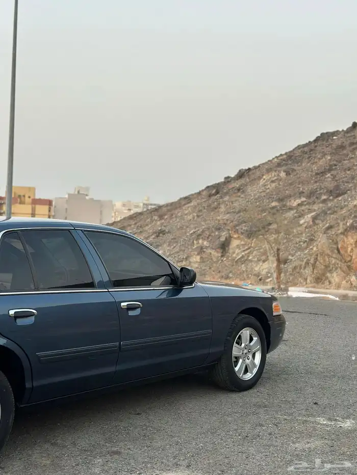 فورد كراون فكتوريا 2011 قمة النظافة 6