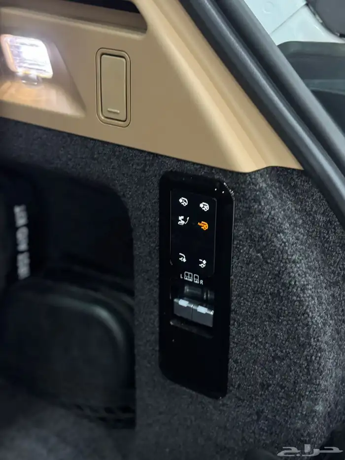 رنج روفر 2024 الناغي 8 سلندر - عداد 25 الف كيلو فقط 10