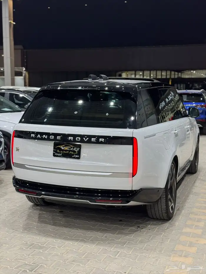 رنج روفر 2024 الناغي 8 سلندر - عداد 25 الف كيلو فقط 2
