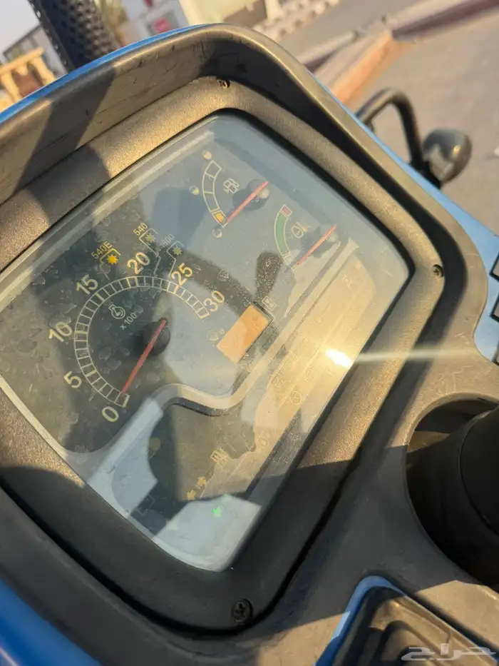 للبيع حراثه فيات 5