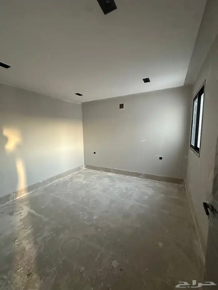 فيلا للبيع في حي العريجاء الغربي حي مكتمل الخدمات 9