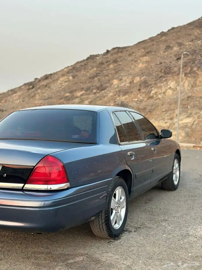 فورد كراون فكتوريا 2011 قمة النظافة 2