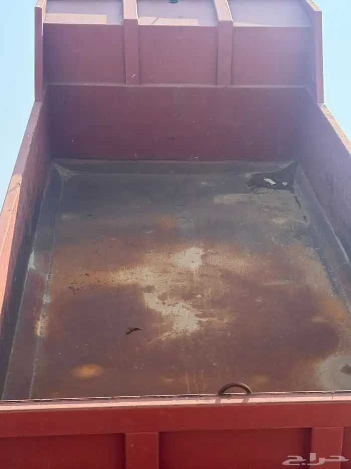 صندوق قلاب عايدي 24 نظيف مع البستم 1