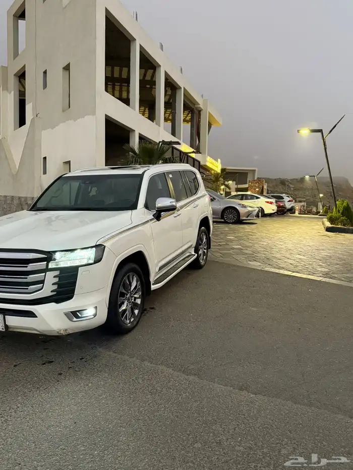 جيب لاندكروزر L5 1