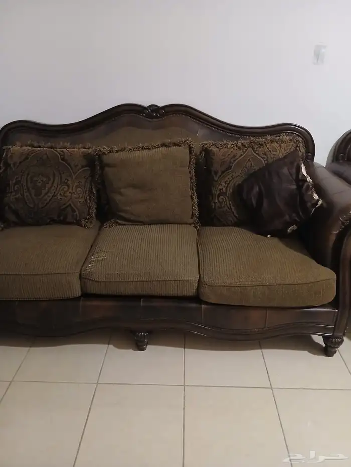 طقم كنب للبيع المستعجل 1