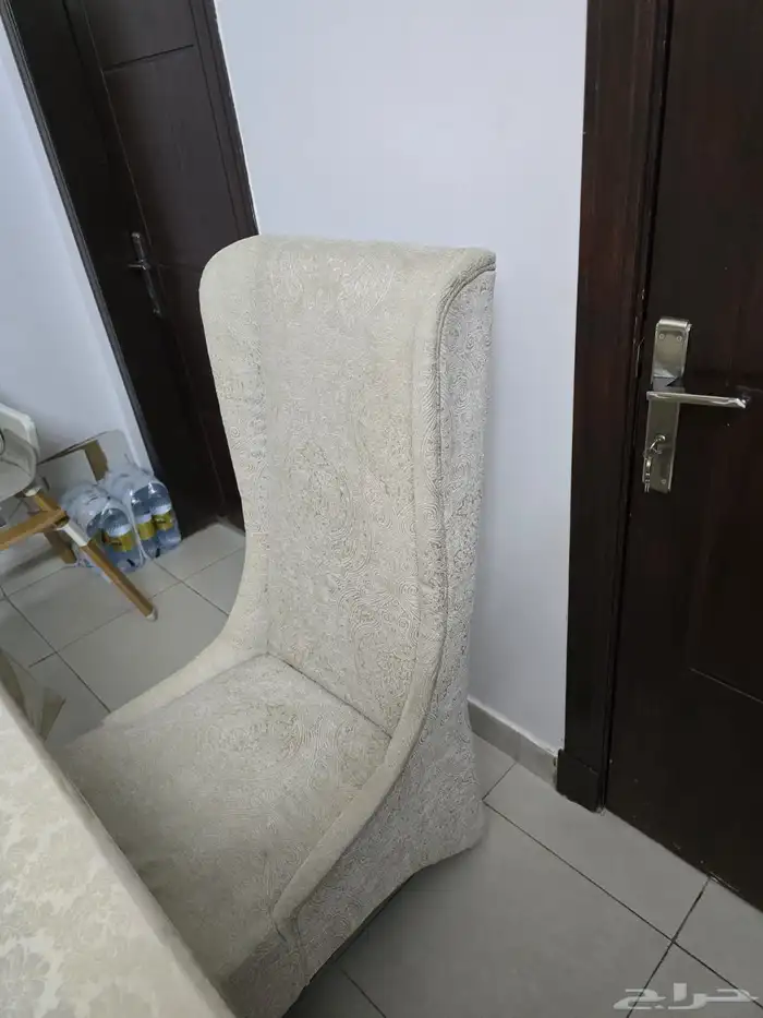 طاولة طعام 1