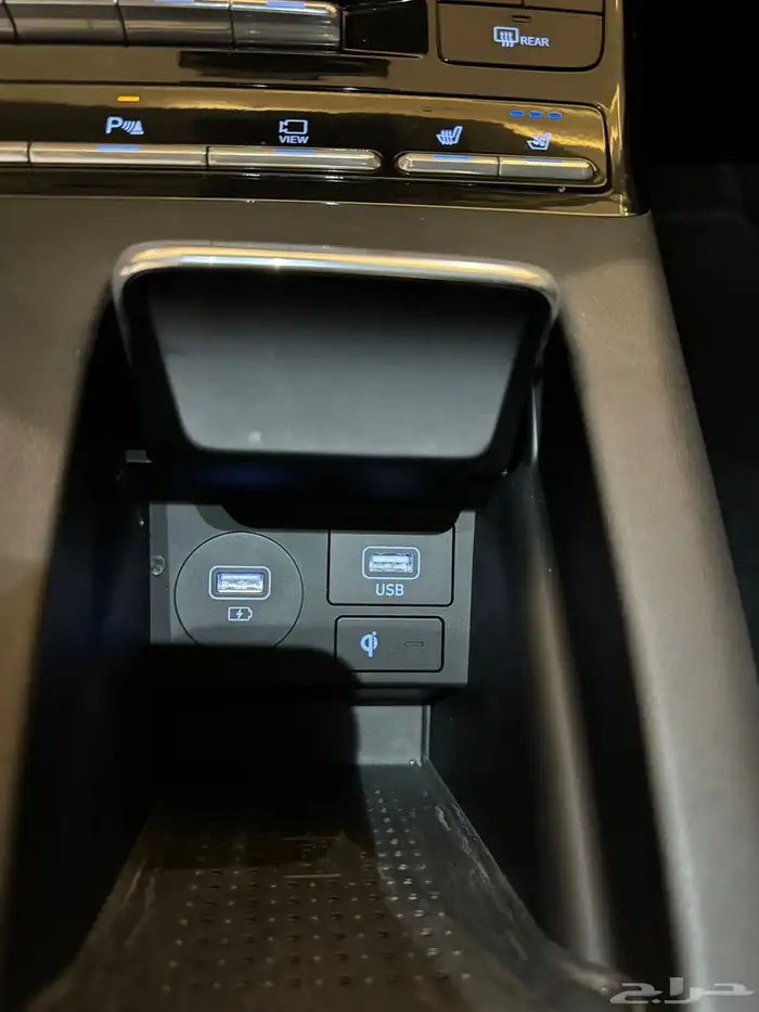 ازيرا 2021 ( بنزين ) فل كامل بحالة الوكالة 15