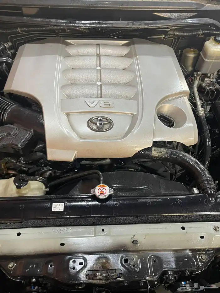 مكينة لاندكروزر جيب لكزس 570 0