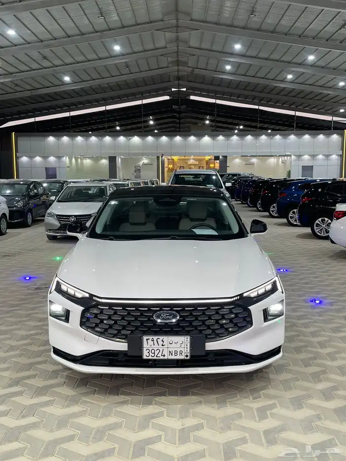 فورد تورس 2022 تيتانيوم الشكل الجديد 2