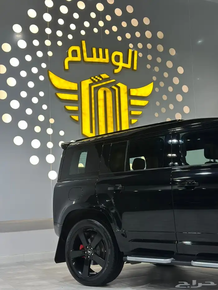 ديفندر للايجار 4