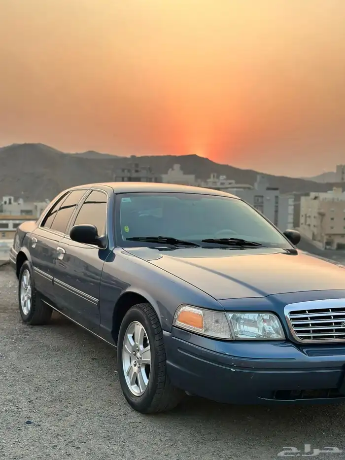 فورد كراون فكتوريا 2011 قمة النظافة 4