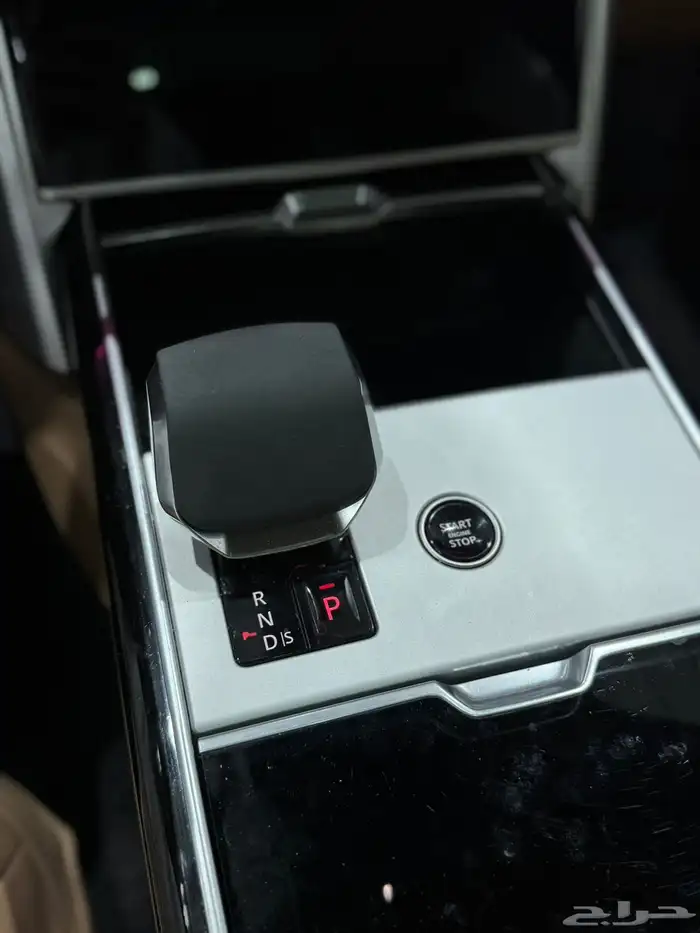 رنج روفر 2024 الناغي 8 سلندر - عداد 25 الف كيلو فقط 15