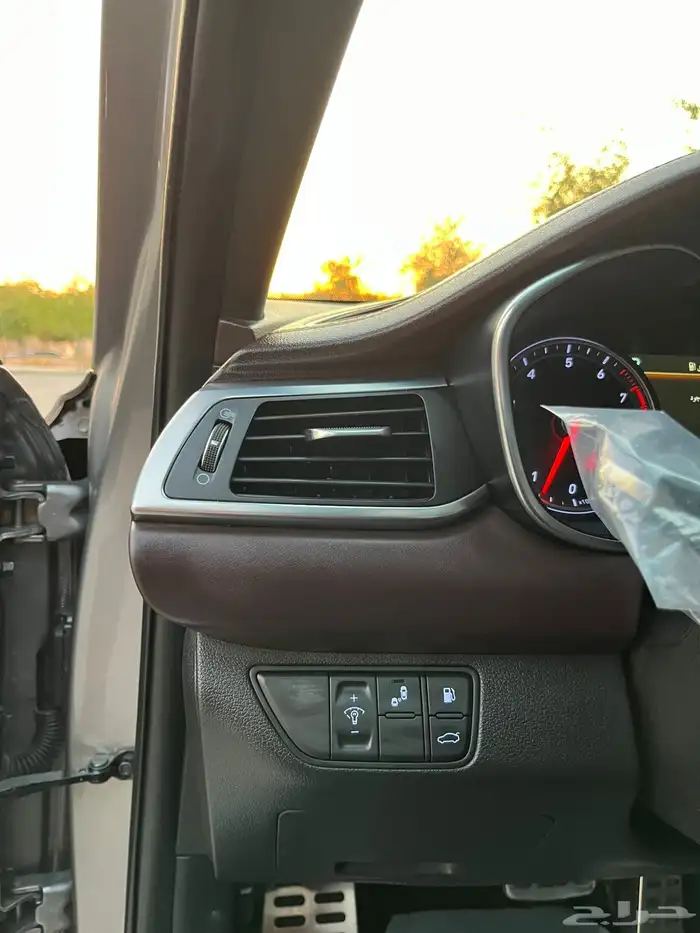 جنسس 2020 جي 70 25