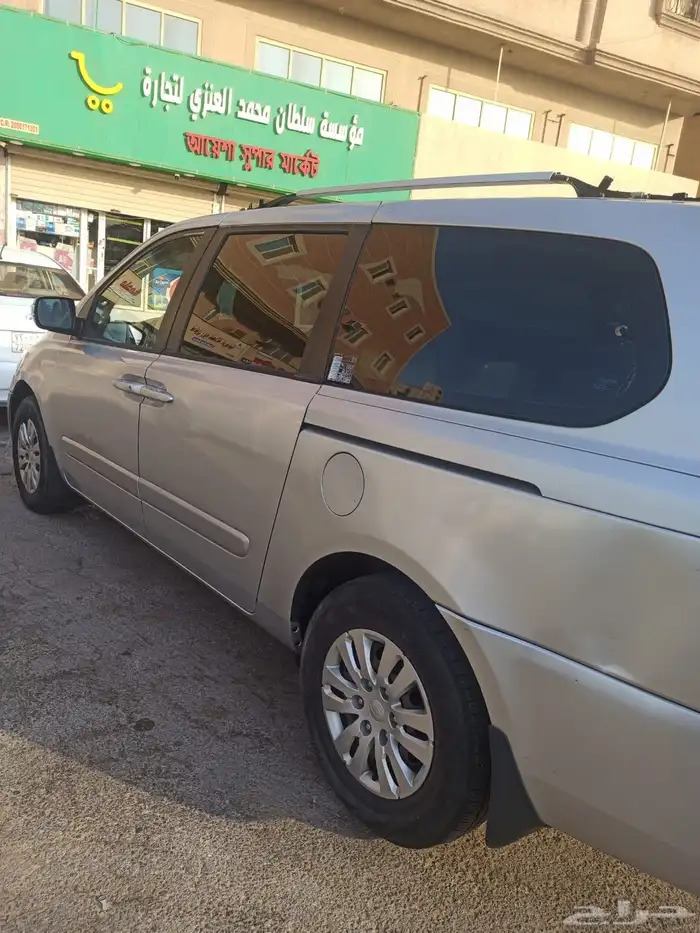 كيا كورنفال 2015 0