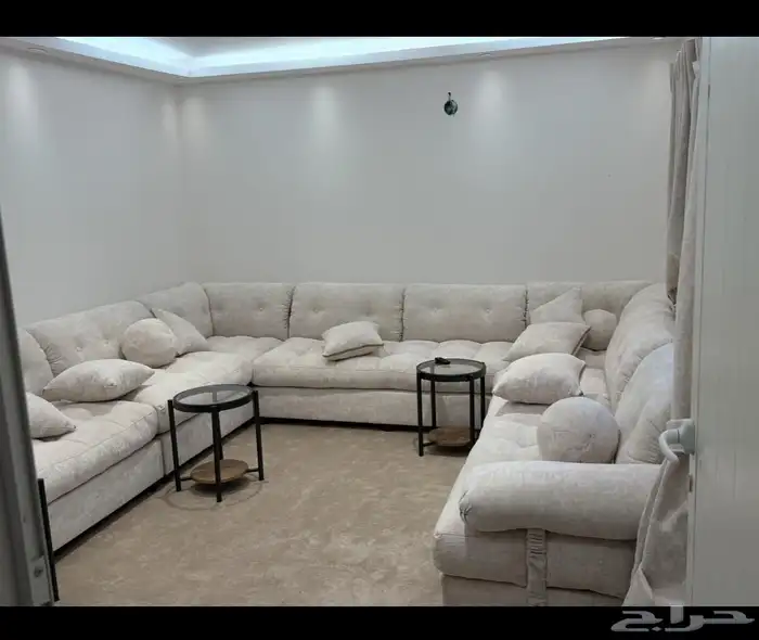 منتجع واسع و متكامل للإيجار اليومي في العمارية 13