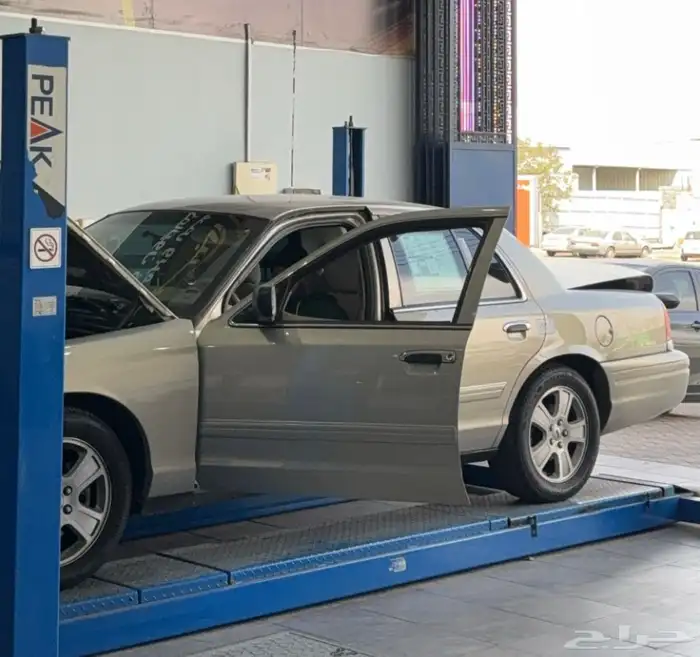 فورد فكتوريا 2011 سمني 4