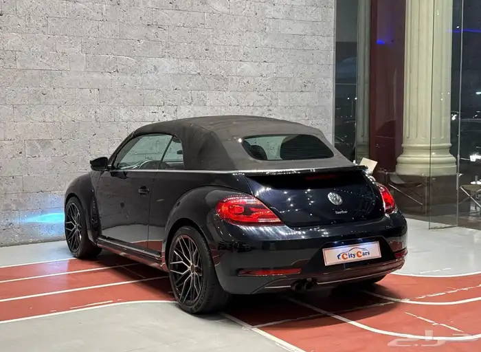 النوع   فولكس واجن. بيتل الموديل  2018 العداد  152000k 12