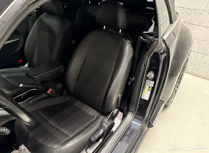 النوع   فولكس واجن. بيتل الموديل  2018 العداد  152000k 6