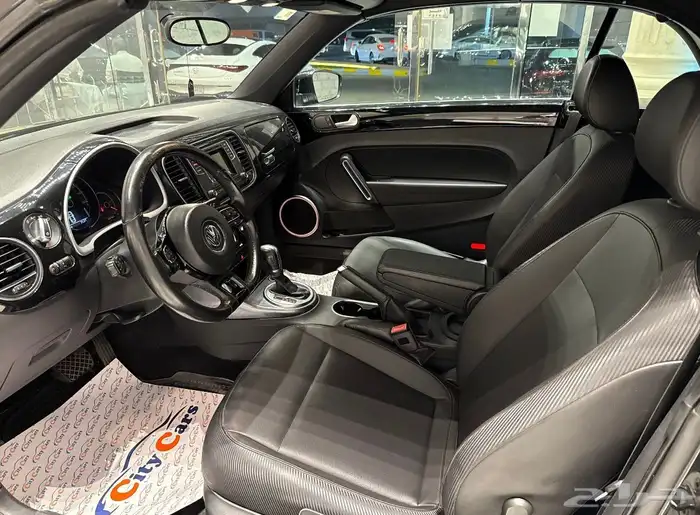 النوع   فولكس واجن. بيتل الموديل  2018 العداد  152000k 5