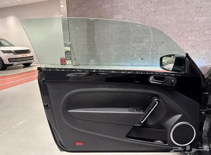 النوع   فولكس واجن. بيتل الموديل  2018 العداد  152000k 10