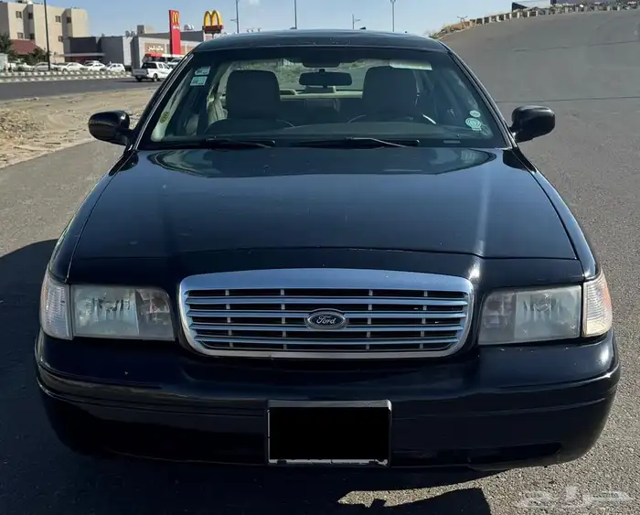 فورد كراون فكتوريا 2011 للبيع 7