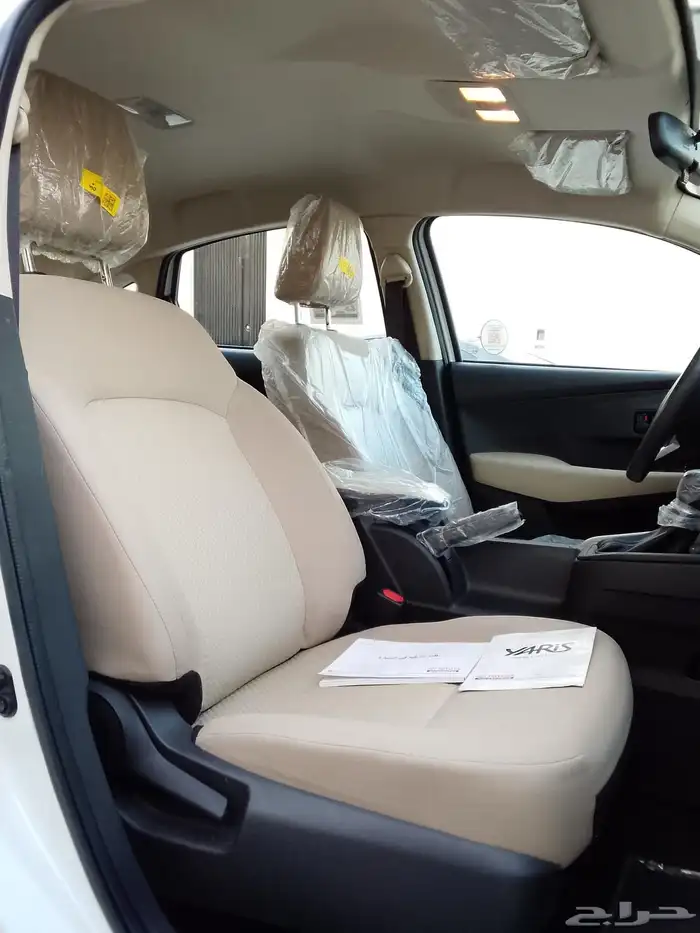 تويوتا يارس 2023 35