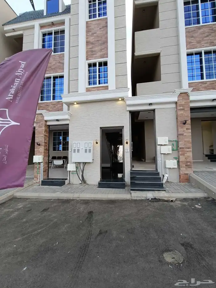 للبيع شقق ارضيه بحوش ومدخل سياره وشقق عليويه 520 23