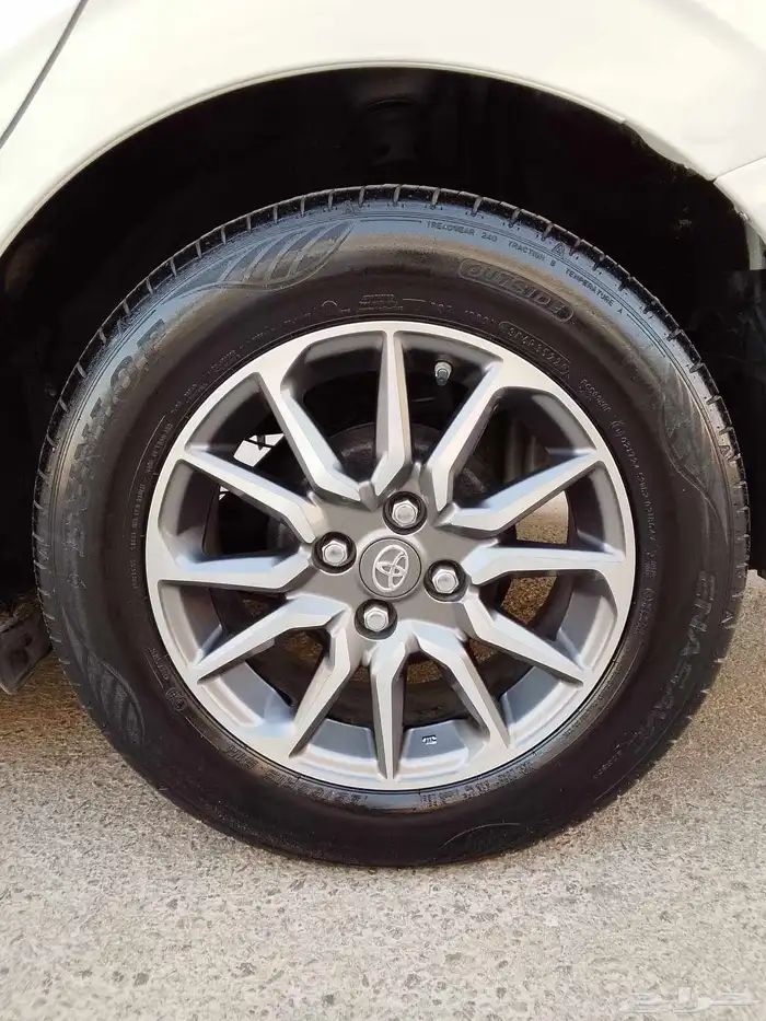 تويوتا يارس 2023 19