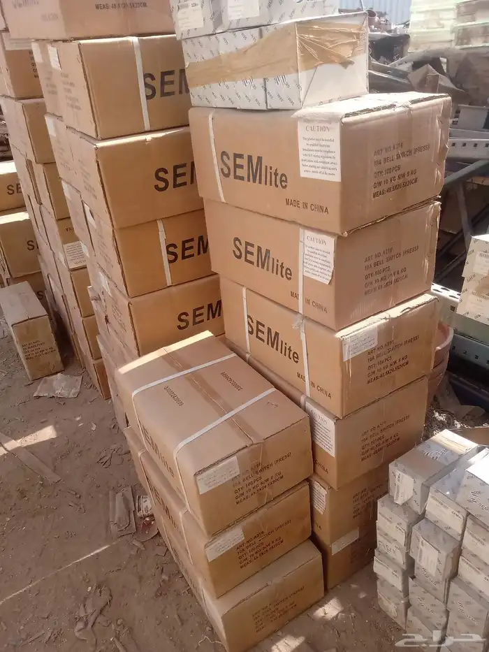 افياش كهرباء متنوعه صيني درجه اولى البيع الكميه كامل 1