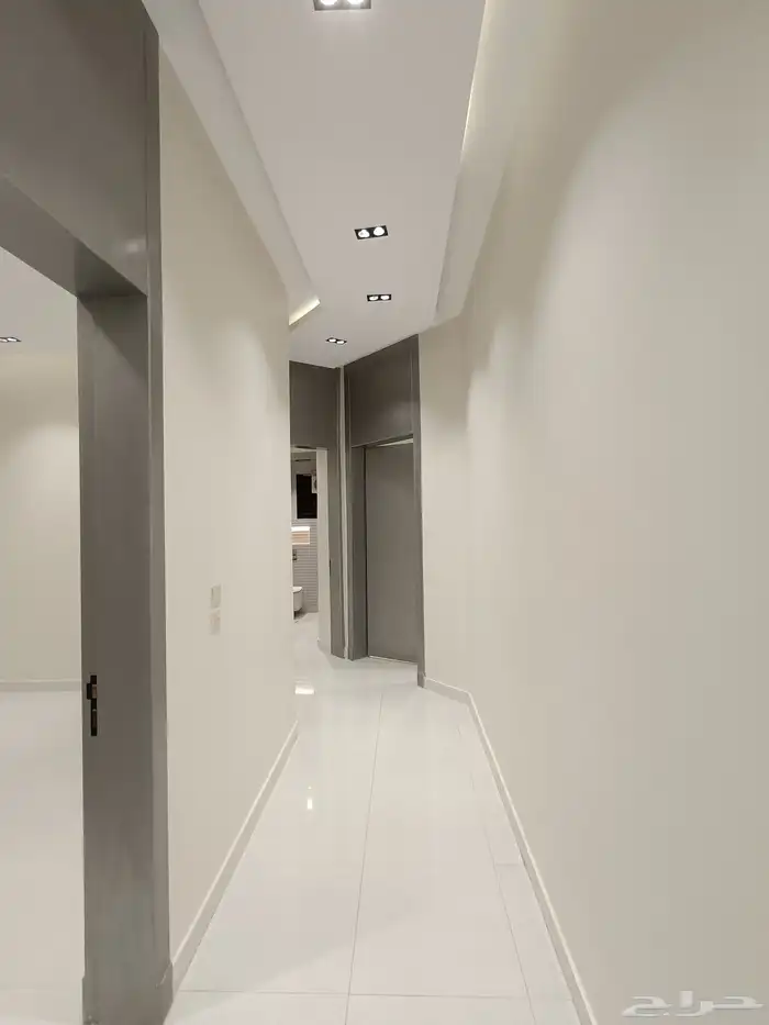 للبيع شقق ارضيه بحوش ومدخل سياره وشقق عليويه 520 22