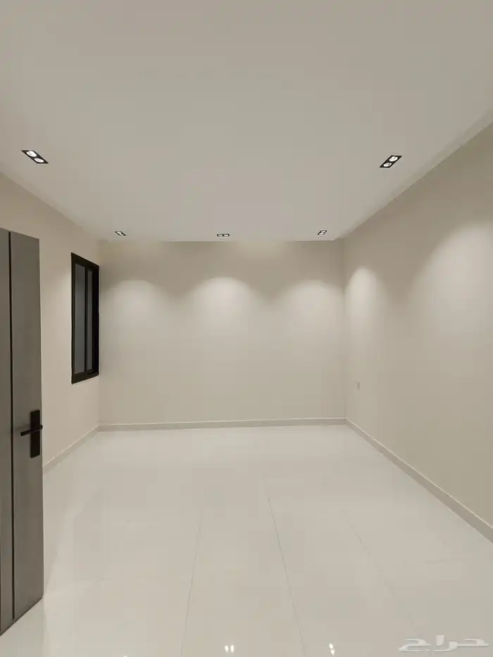 للبيع شقق ارضيه بحوش ومدخل سياره وشقق عليويه 520 40