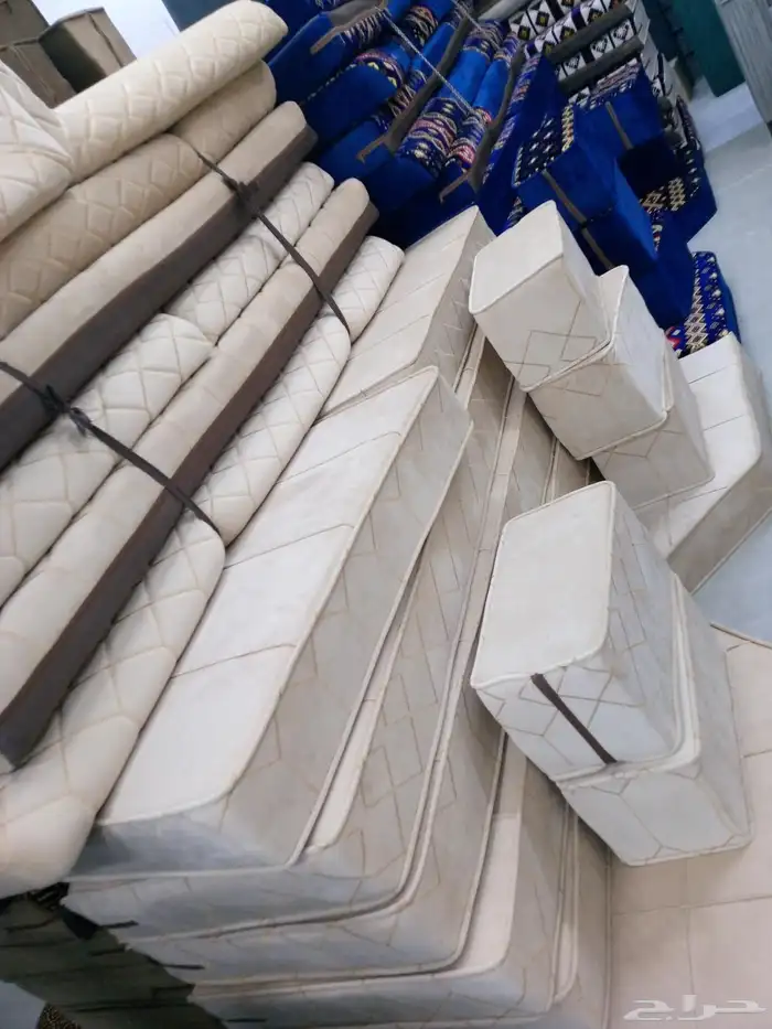 مجالس كنبات جاهزه مقاس 4في5زاويتين ومجالس عربيه جاهز مقاس 4ف 26