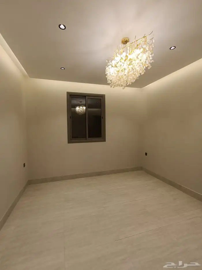 للبيع شقه ارضيه بحوش ومدخل سياره وغرفه اضافيه بالحوش 9