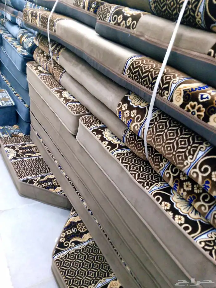 مجالس كنبات جاهزه مقاس 4في5زاويتين ومجالس عربيه جاهز مقاس 4ف 23