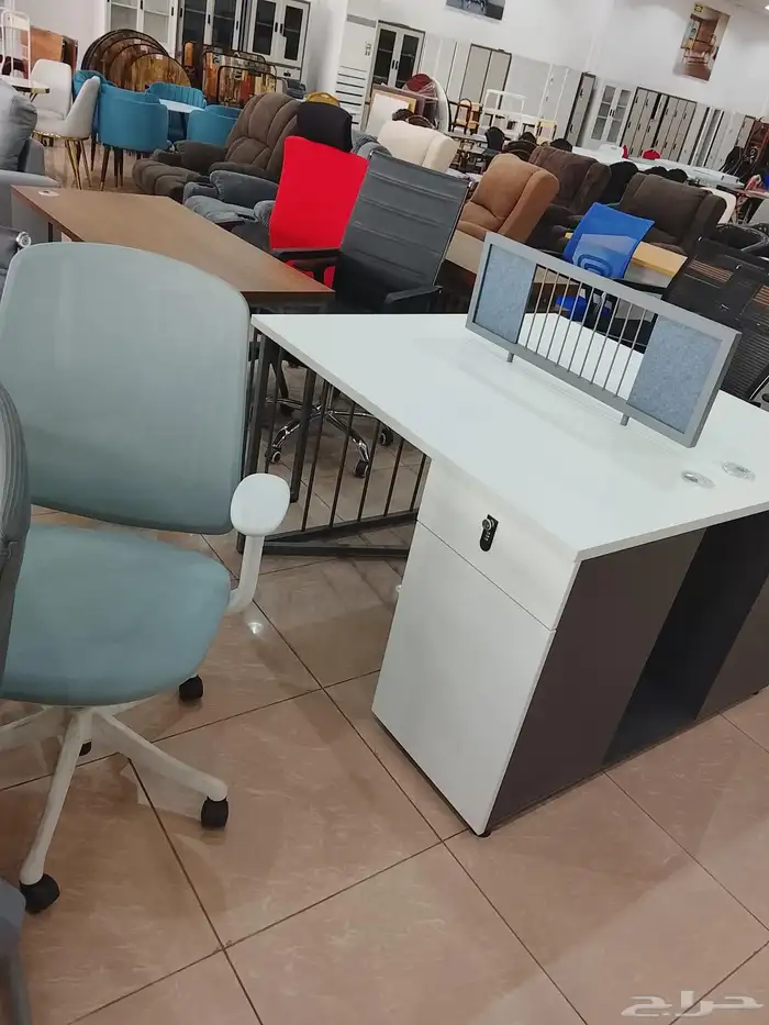 اثاث مكتبة و منزلي 3