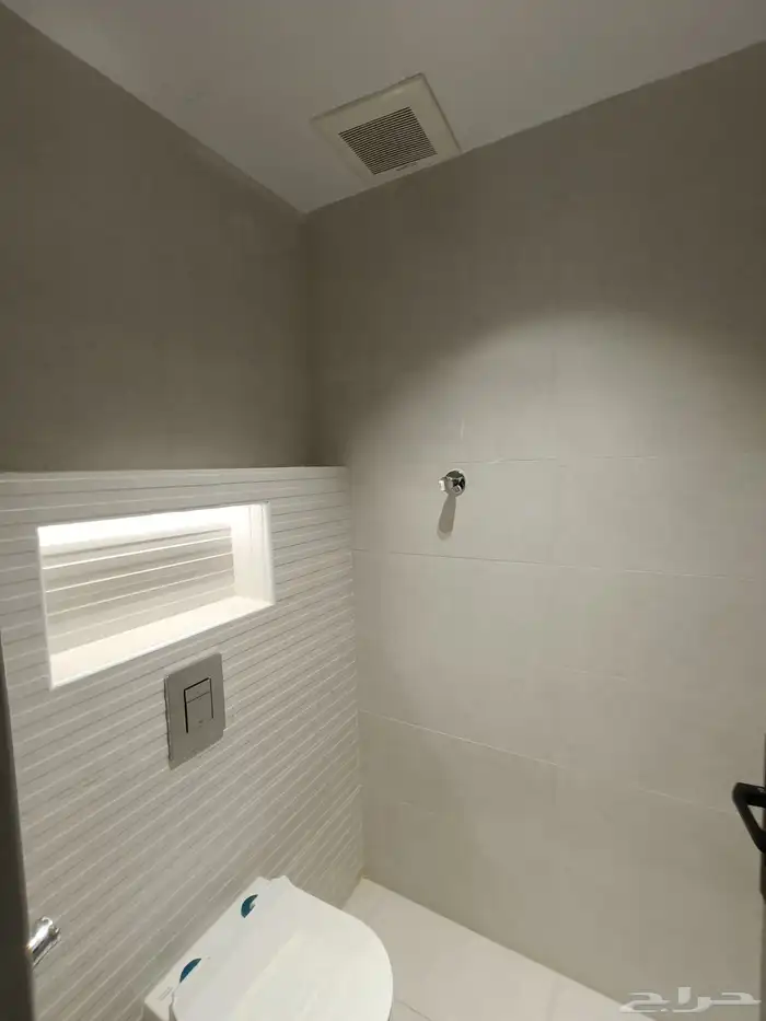 للبيع شقق ارضيه بحوش ومدخل سياره وشقق عليويه 520 28